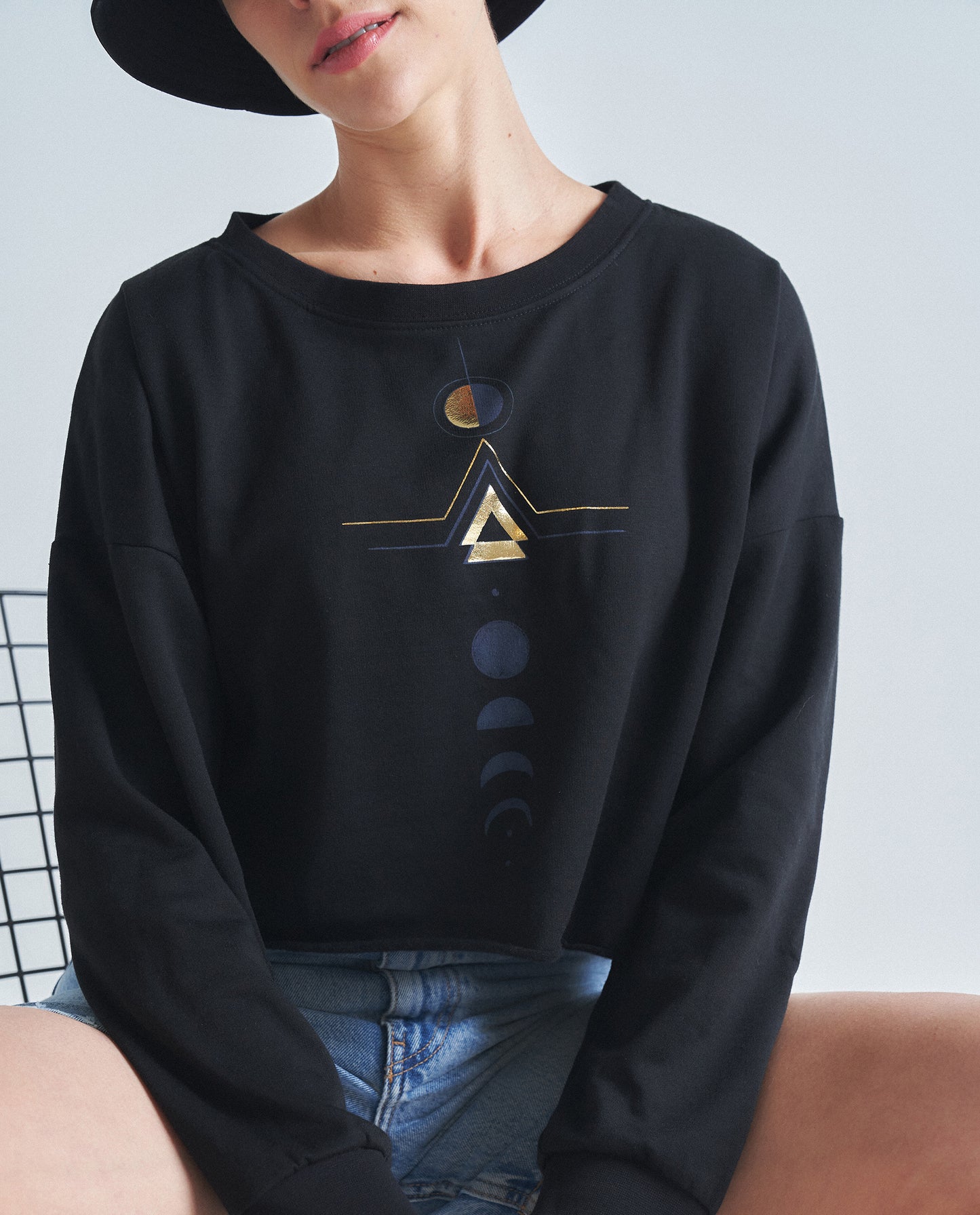 Daybreak Midcrop Sweatshirt
