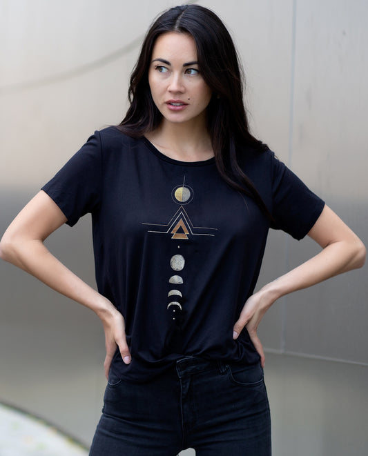 Daybreak Scoop T